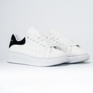 Alexander McQueen blanca talon negro